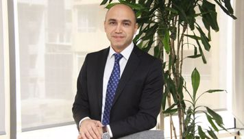 unibank-in-rehberlerinden-biri-nufuzlu-beynelxalq-mukafatin-finalcisi-olub